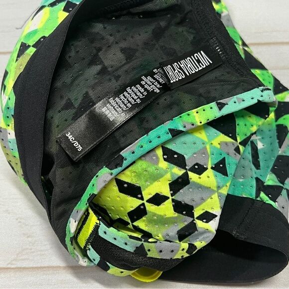 2 Victoria’s Secret Victoria Sport Sports Bra Lot 34C - Picture 9 of 9